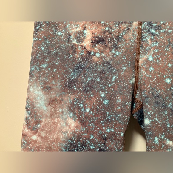 Women’s Galaxy Print Leggings - Picture 4 of 6